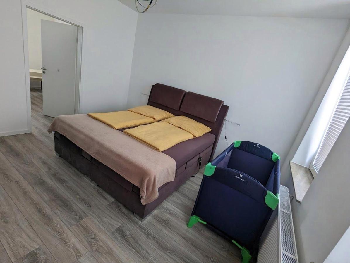 Apartment Gemuetliche 2-zi-whg, Strandnaehe, Kostenloser Parkplatz, Schluesselbox, 24/7 Selfcheckin Flensburg
